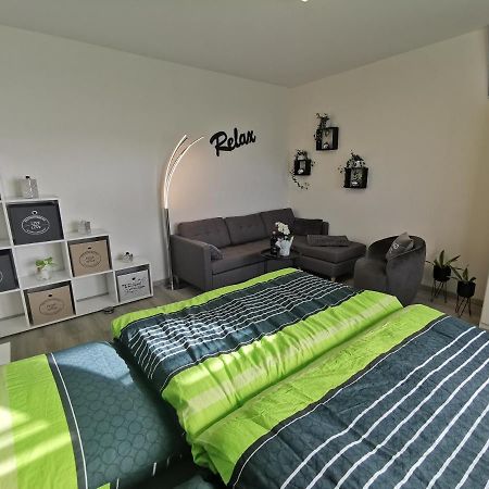 Ferienwohnung Am Dock Apen ภายนอก รูปภาพ